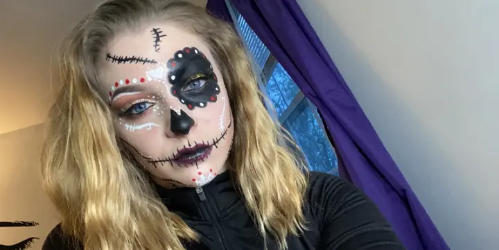 Half sugar skull with stitch details